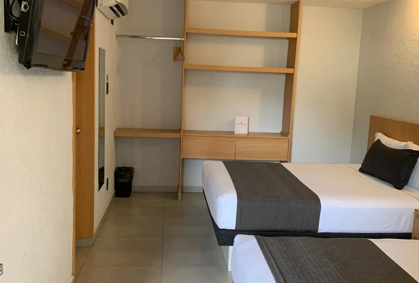 Hotel Emperador Centro Guadalajara Y Remodelado