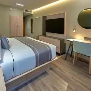 Express Providencia Hotel
