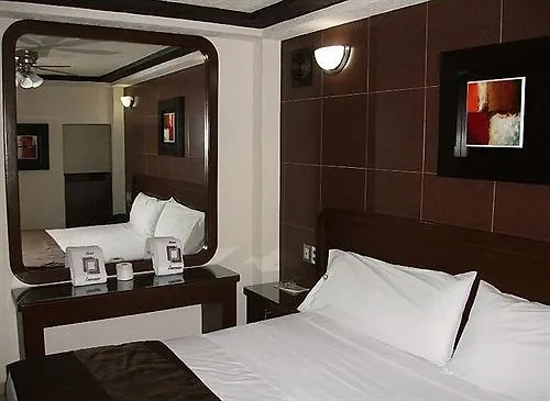 Hotel Emperador centro Guadalajara y Remodelado