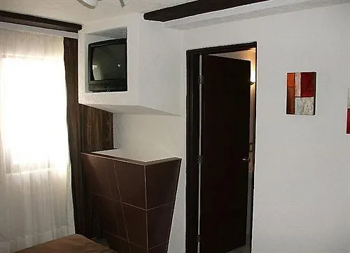 ***  Hotel Emperador centro Guadalajara y Remodelado México